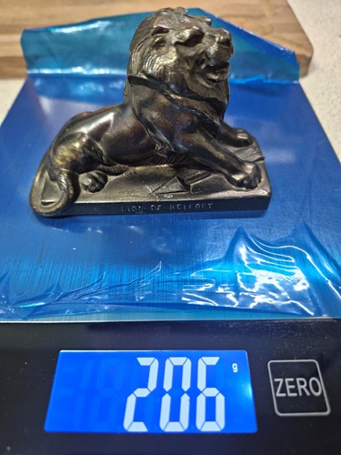Vintage lion belfort - lion,