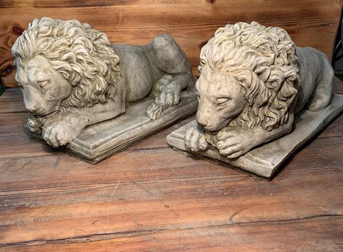 Stone garden pair proud - pair, of