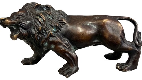 Bronze lion figurine statue - bronze,