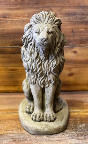 Stone garden proud lion - lion, on