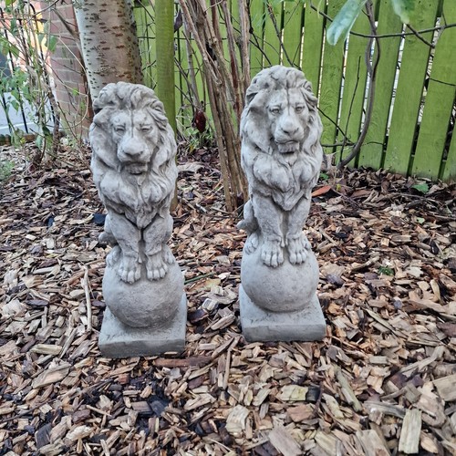 Pair stone lion ball garden - on,