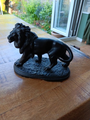 Victorian lion statue black - lion,