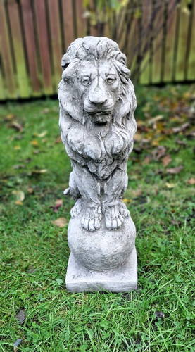 New stone lion - on, ball